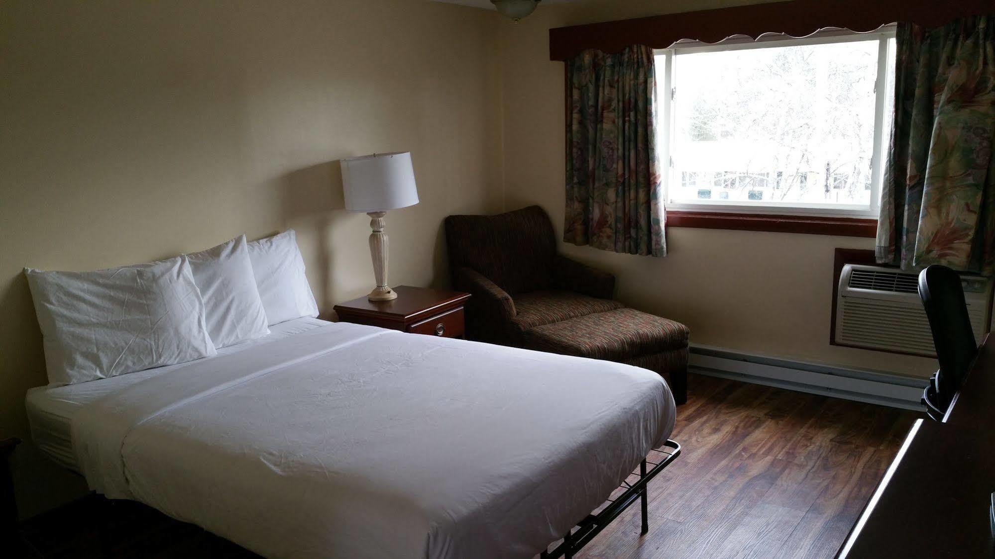 Dartmouth Motor Inn Exterior foto
