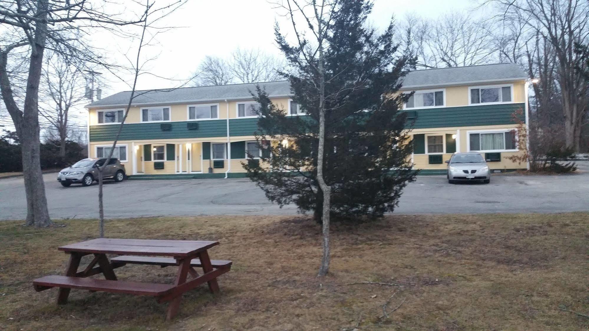 Dartmouth Motor Inn Exterior foto